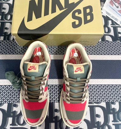 Nike Sb Dunk Freddy Krueger