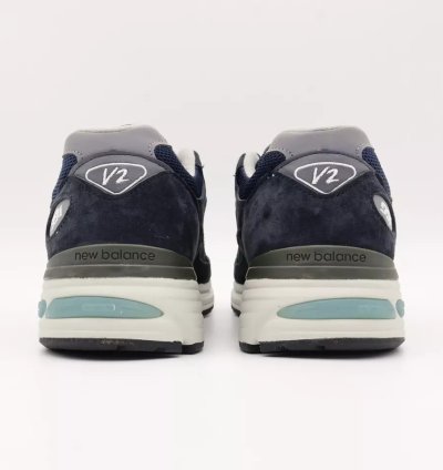 New Balance 991v2 Navy