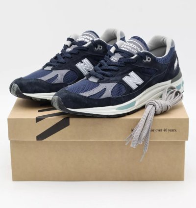New Balance 991v2 Navy