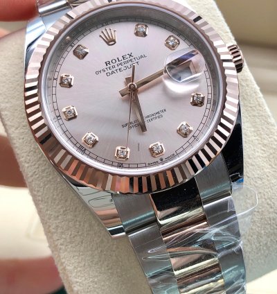 Rolex Datejust 41 126331g Sundust Dial Oyster