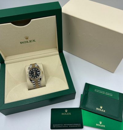 Rolex Datejust 41 126333g Black Jubilee