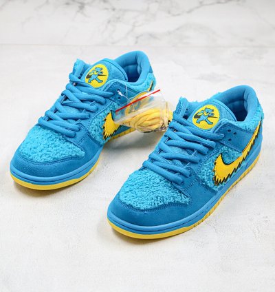 Nike Sb Dunk Grateful Dead Blue Bear