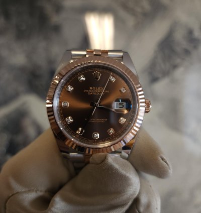 Rolex Datejust 41 Chocloate Set With Diamonds 41mm Oystersteel And Everose Gold