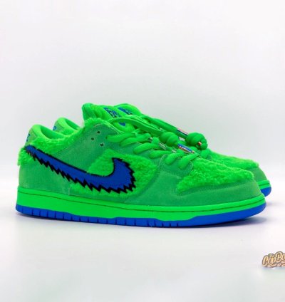 Grateful Dead X Nike Sb Dunk Green Bear Cj5378-300