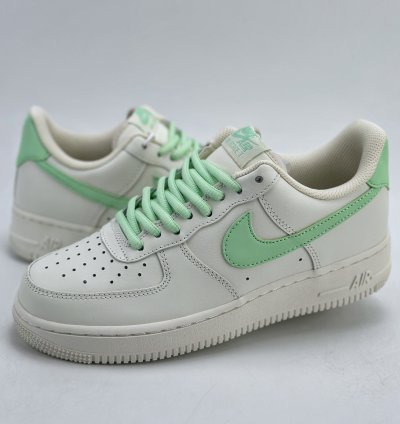 200 Nike Air Force 1 Low 07 White Light Green Cq5059-223 31