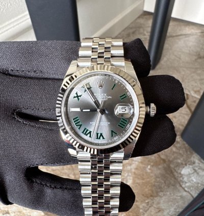 Rolex Datejust 41 Full Set Full Stickers New 2025