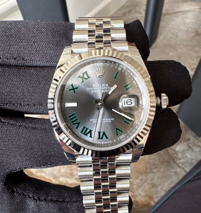 Rolex Datejust 41 Full Set Full Stickers New 2025