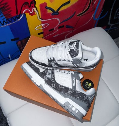 Louis Vuitton Monogram Trainers Lv7 5