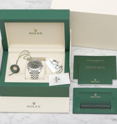 Rolex Datejust 41 Reference 126334 Green Fluted Motif