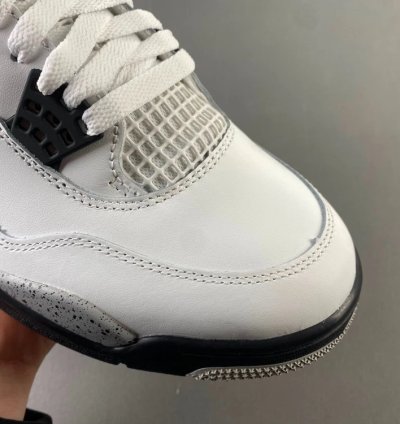 Air Jordan 4 Retro White Cement