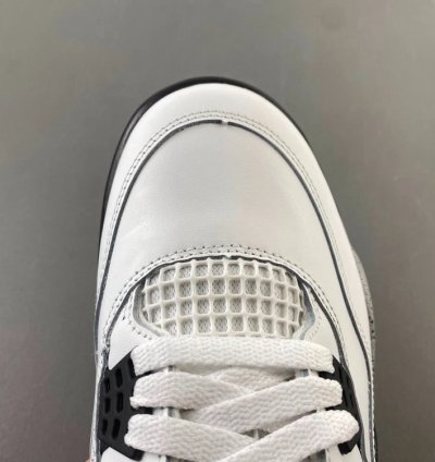 Air Jordan 4 Retro White Cement