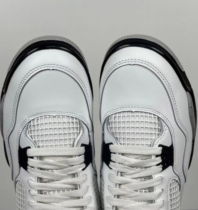 Air Jordan 4 Retro White Cement