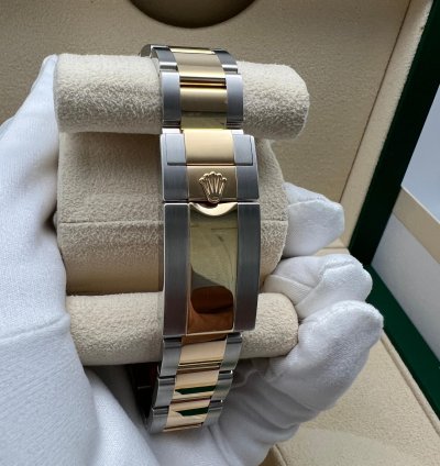 Rolex Daytona 116503 Oystersteel And Yellow Gold Champagne Dial New 2023