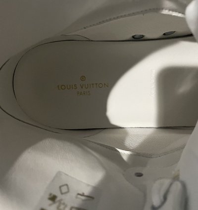 Louis Vuitton Rivoli High Top Sneaker Size 9 White Blue