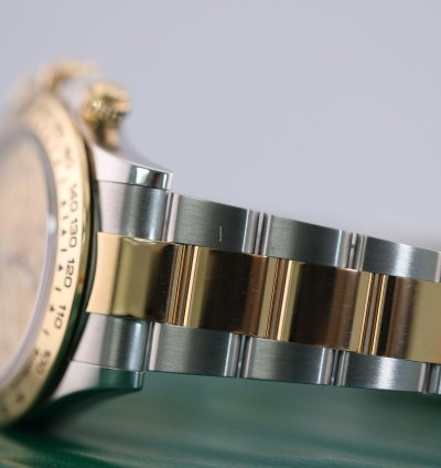 Rolex Daytona 2023 Daytona Stainless Steel And Yellow Gold Champagne Dial 116503
