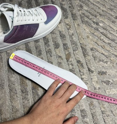 Louis Vuitton Rivoli Sneaker