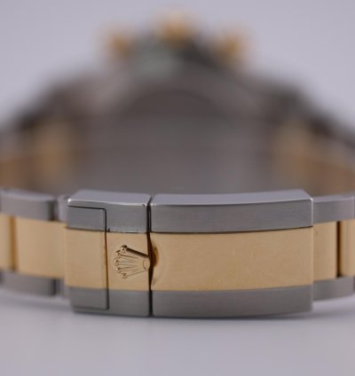 Rolex Daytona 2023 Daytona Steel And Gold Champange Dial 116503