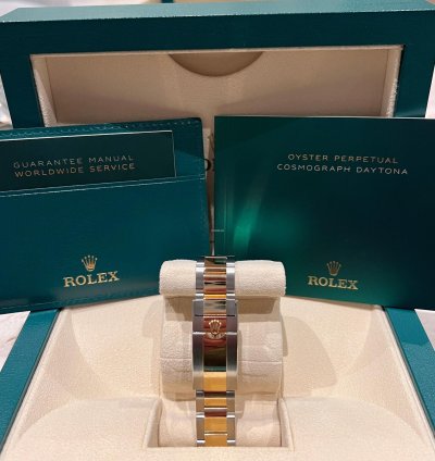 Rolex Daytona Champagne Dial Yellow Gold Steel
