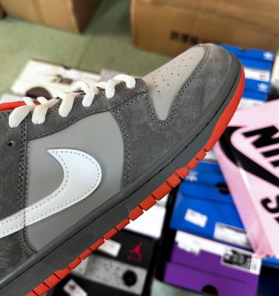 Nike Sb Dunk Low Staple Nyc Pigeon