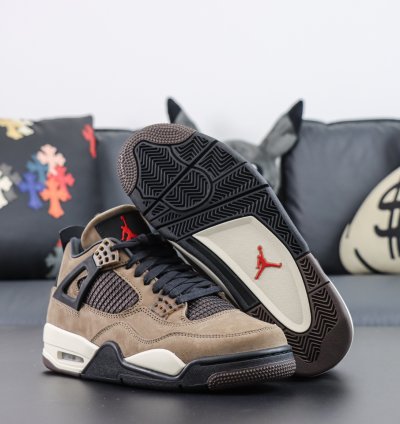 Travis Scott X Nike Air Jordan 4