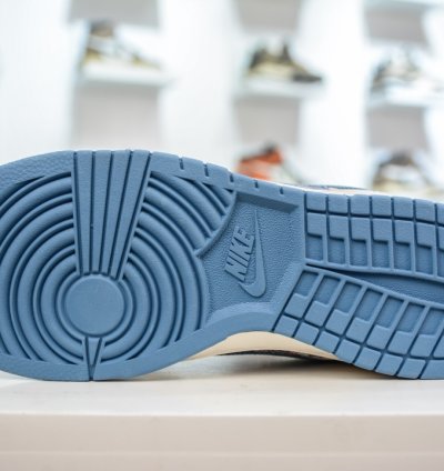 280 Lv X Nike Dunk Low This Model Advocates Breaking The Traditional Industrial 3431d