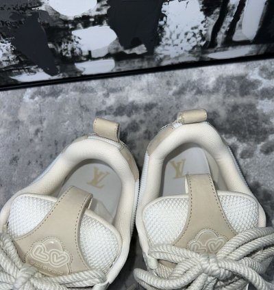 Louis Vuitton Skate Sneakers Lv11 Us13