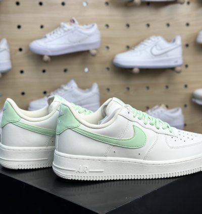 200 Nike Air Force 107 Lowbeige Whitevanilla Green Air Force One Sneakers Leath 21f3