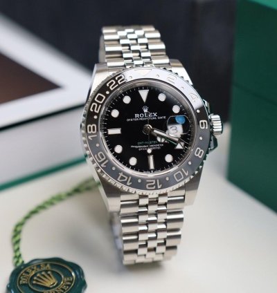 Rolex Gmt-master Ii 126710grnr Bruce Wayne Jubilee - New 2025