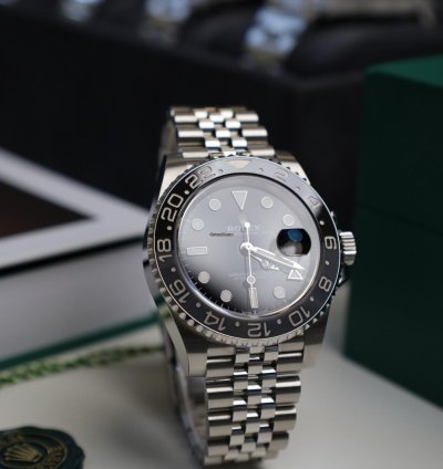 Rolex Gmt-master Ii 126710grnr Bruce Wayne Jubilee - New 2025