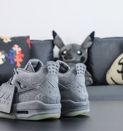 Nike Air Jordan 4 Retro Kaws 930155-003