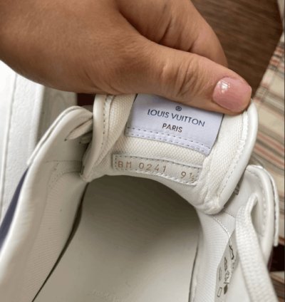 Louis Vuitton Sneakers