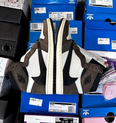 Air Jordan 1 Retro High Og Sp Travis Scott Mocha