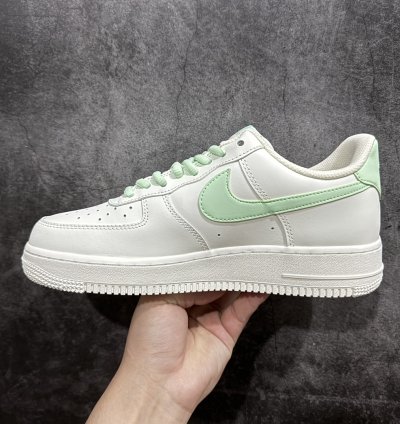200 Xiaohongshu Hot Nike Air Force 1 Low 07 Grass Green Color Matching Low-top 34fd3