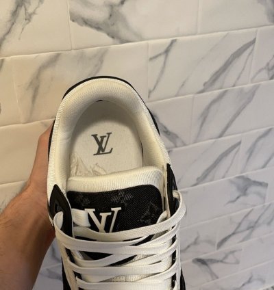 Louis Vuitton Trainer Black White Sneakers Lv Size 9