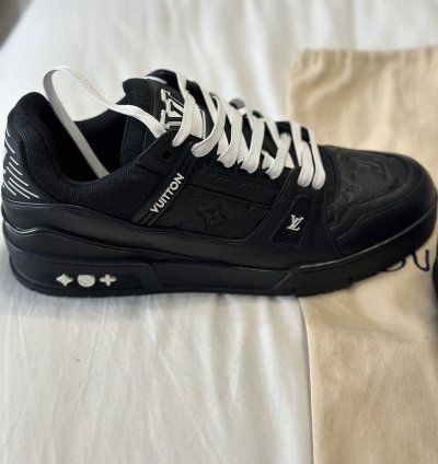 Louis Vuitton Trainer Size 9 1 2 No Box