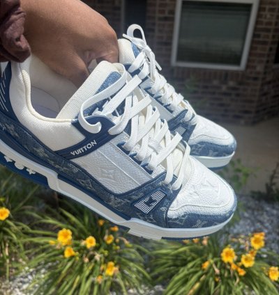 Louis Vuitton Trainer Sneaker Light Blue Denim Us 11