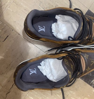Louis Vuitton Trainer Sneaker Sz 9