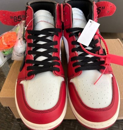 Air Jordan 1 Retro High Off-white Chicago