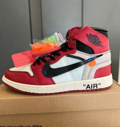 Air Jordan 1 Retro High Off-white Chicago