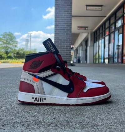 Air Jordan 1 Retro High Off-white Chicago