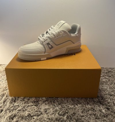 Louis Vuitton Trainers White