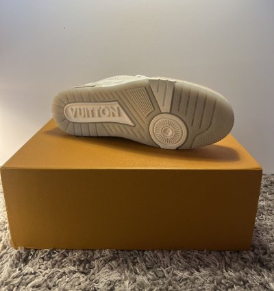 Louis Vuitton Trainers White