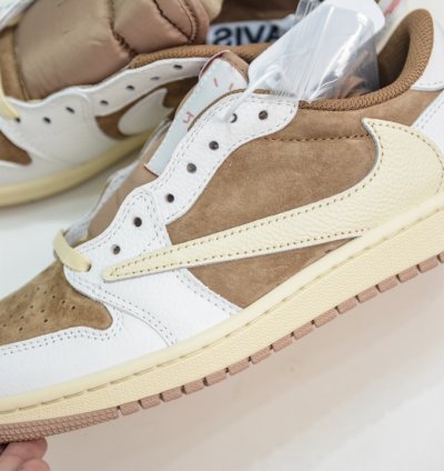 260 Travis Scott X Jordan Air Jordan 1 Low Canary Round Fg54h