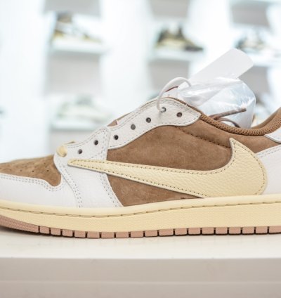 260 Travis Scott X Jordan Air Jordan 1 Low Canary Round Fg54h