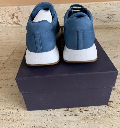 Low Top Sneaker In Blue