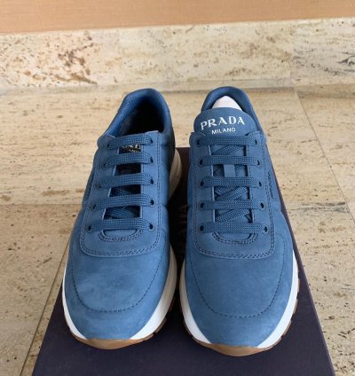 Low Top Sneaker In Blue