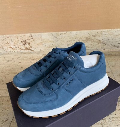 Low Top Sneaker In Blue