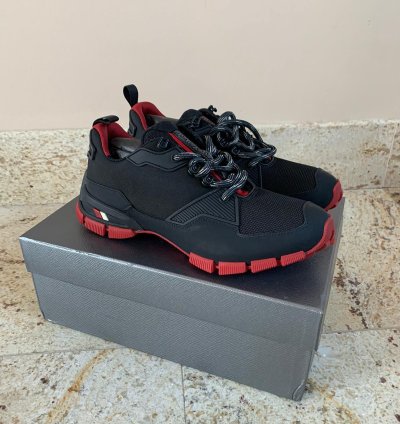 Low Top Trainers In Black Rubio