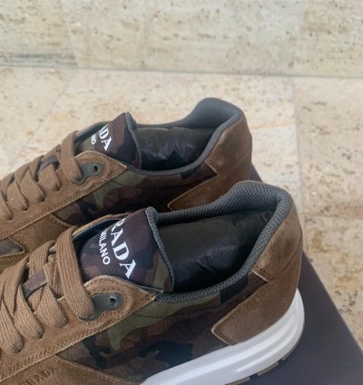 Low Top Trainers In Sigaro Mimetico