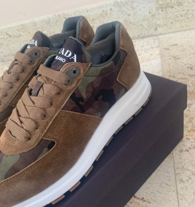 Low Top Trainers In Sigaro Mimetico